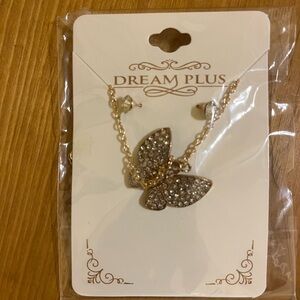 Brand new butterfly necklace set on rose gold w cubic zirconia and earrings 17”